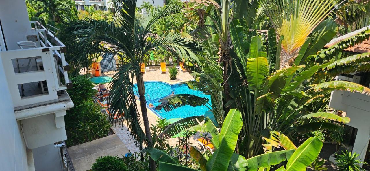 Oasis Rentals, Diana Estate, פאטאיה